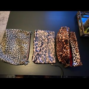 3 make up bags